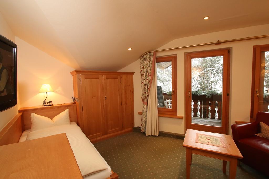 Todnauerberg Hotel Im Schwarzwald Todtnauberg Camera foto